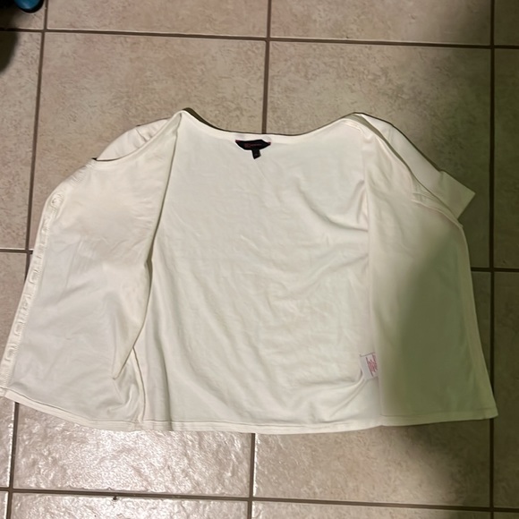 white button up crop top. US size large - Picture 2 of 2
